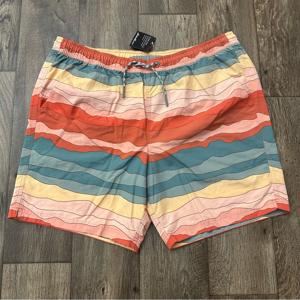 Eddie Bauer Tidal Swim Shorts Men’s Size XL Coral Multicolour